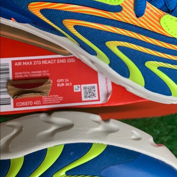 • NIKE AIR MAX 270 REACT ENG WMNS Soar/Total Orang - Picture 16 of 16
